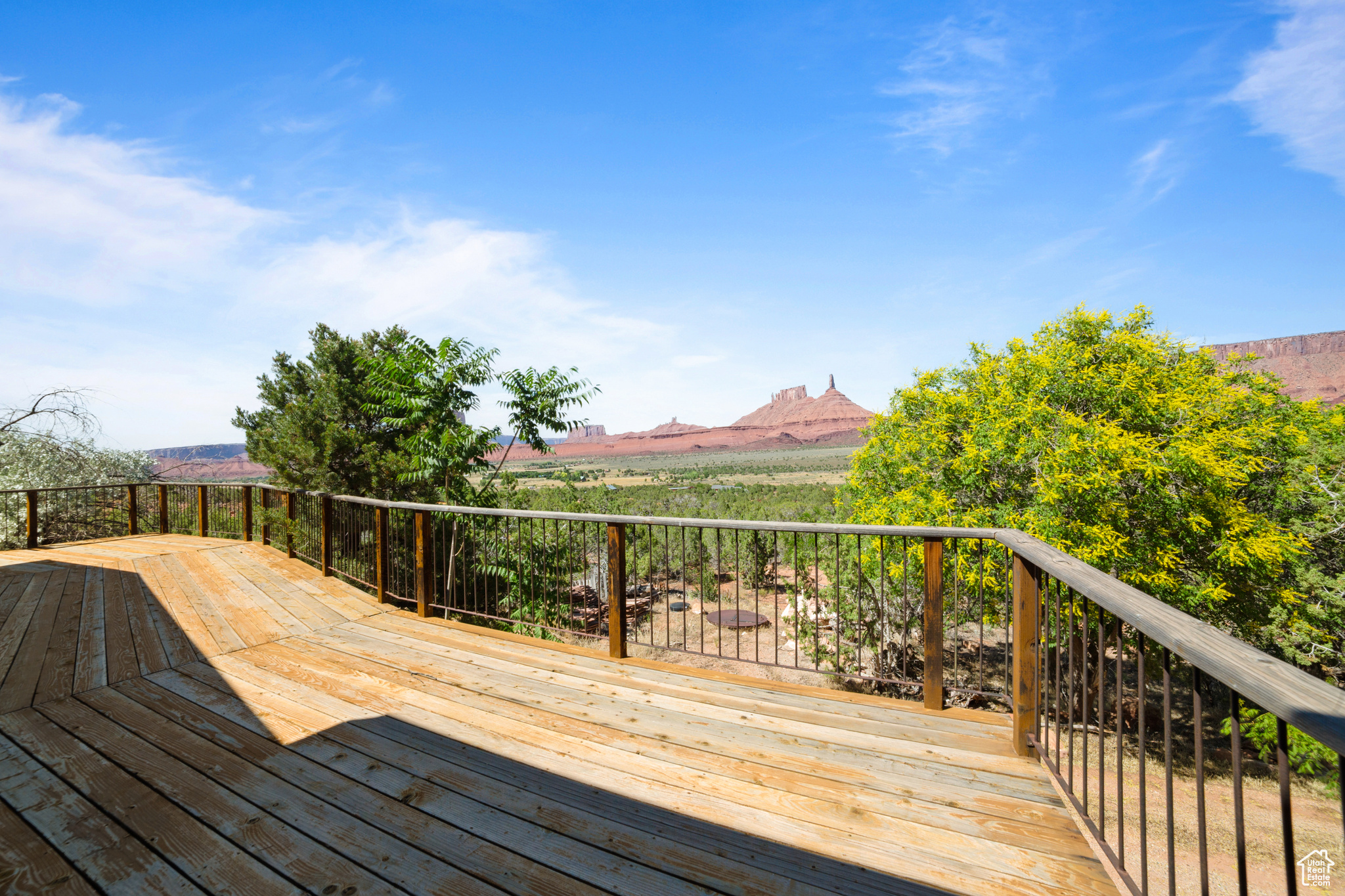 RIVER RANCHOS - Residential