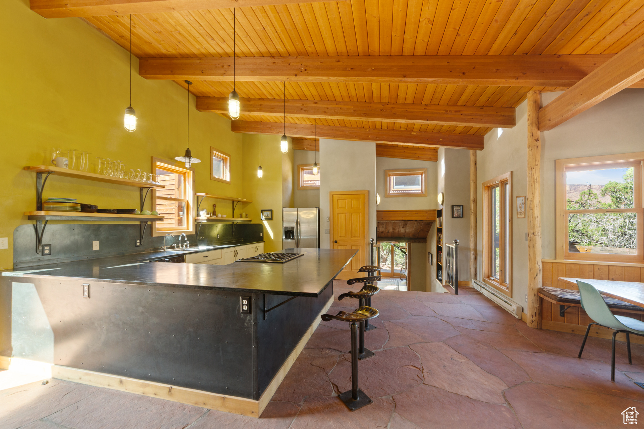 RIVER RANCHOS - Residential