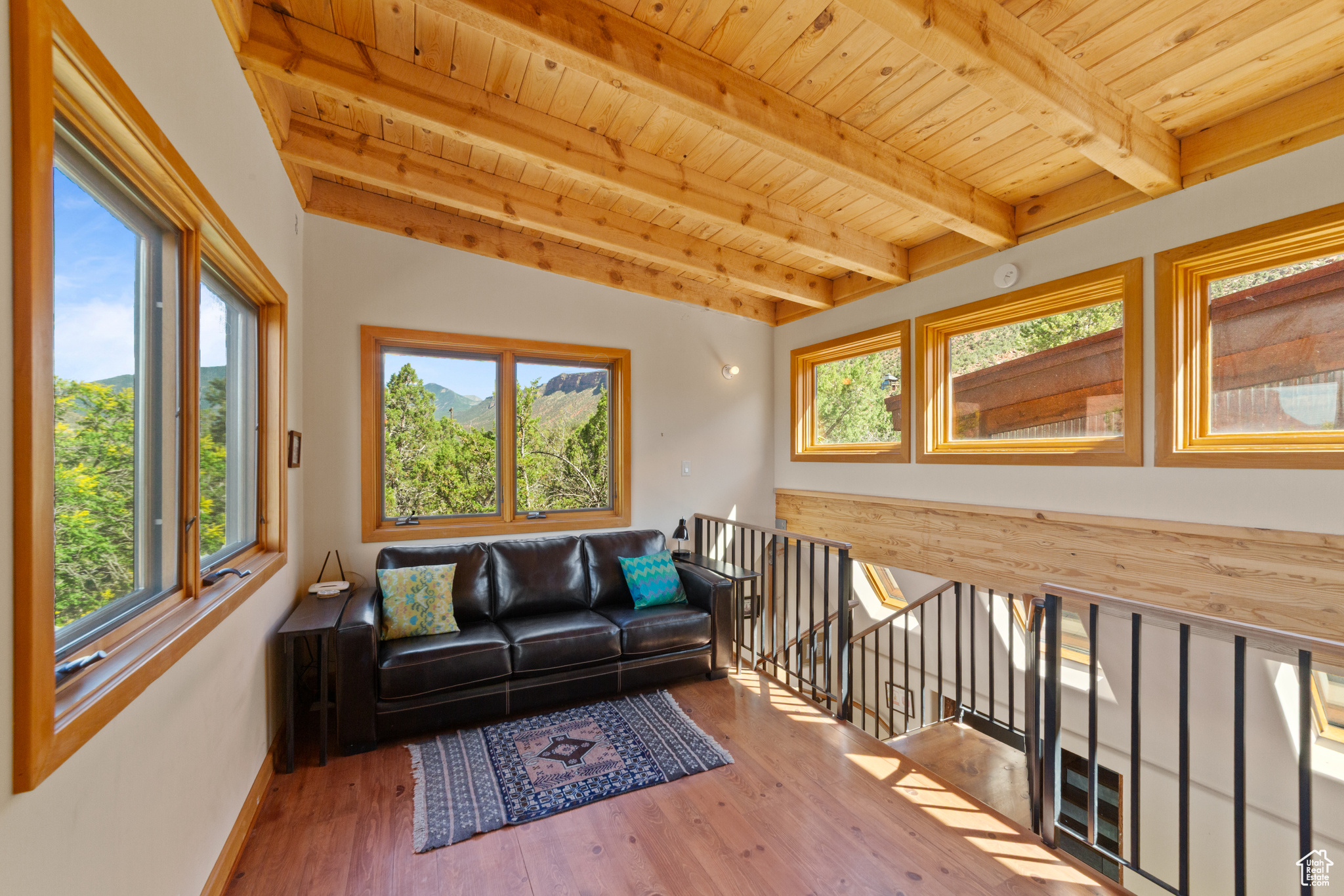 RIVER RANCHOS - Residential