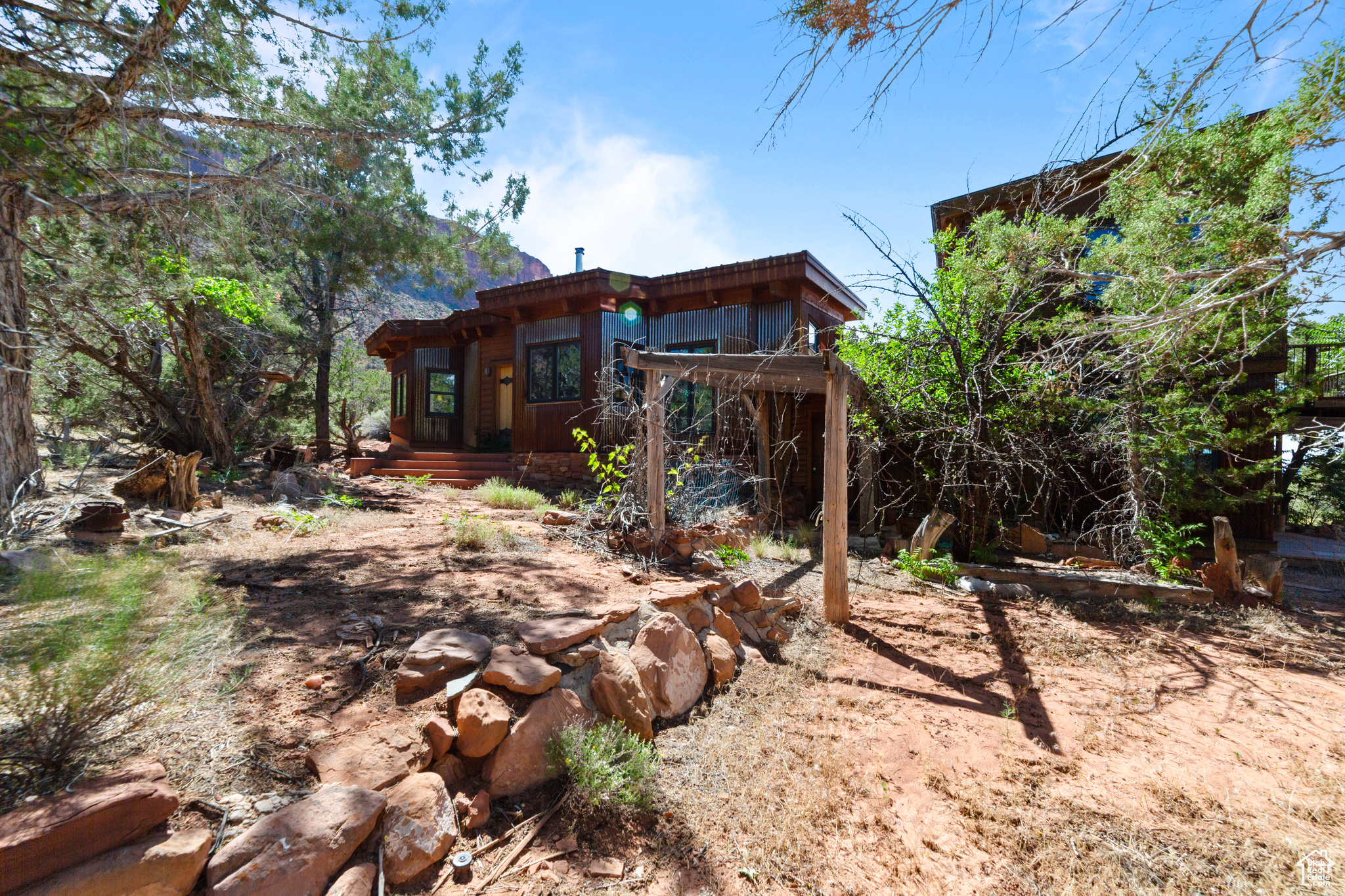 RIVER RANCHOS - Residential