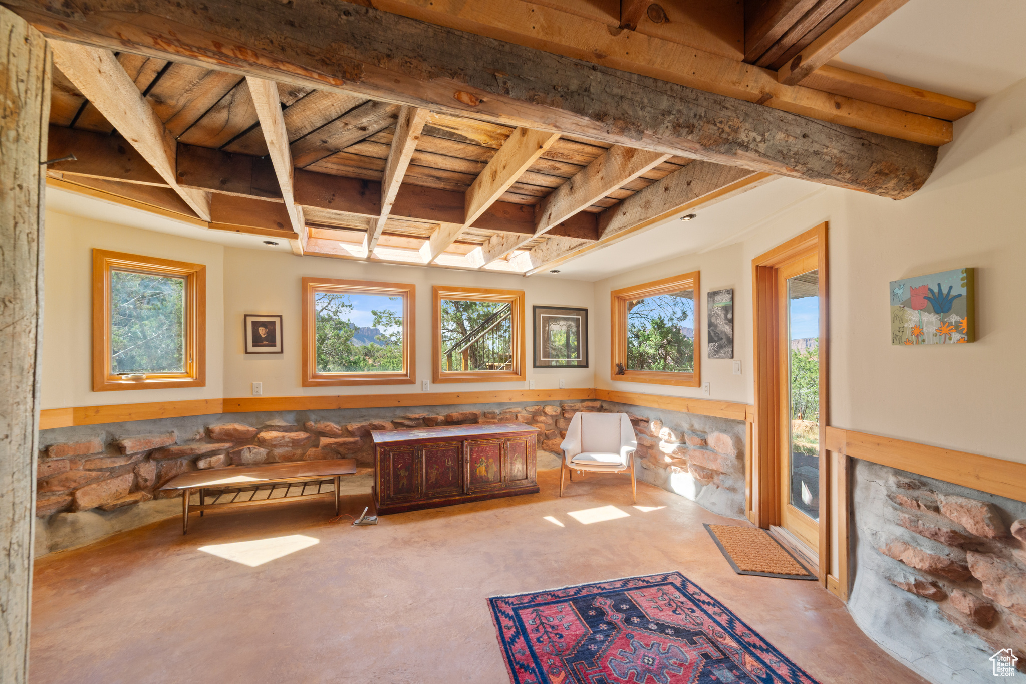 RIVER RANCHOS - Residential