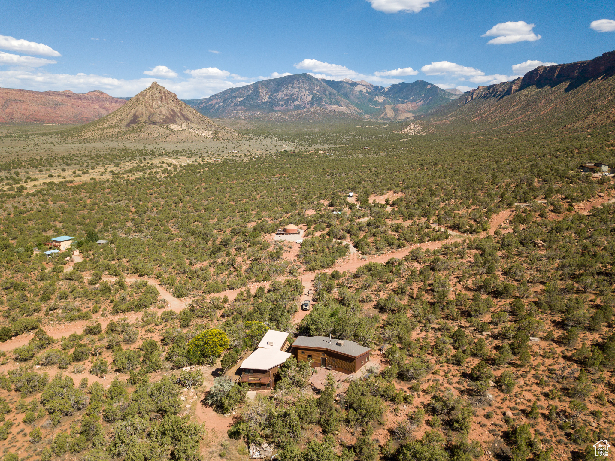 RIVER RANCHOS - Residential