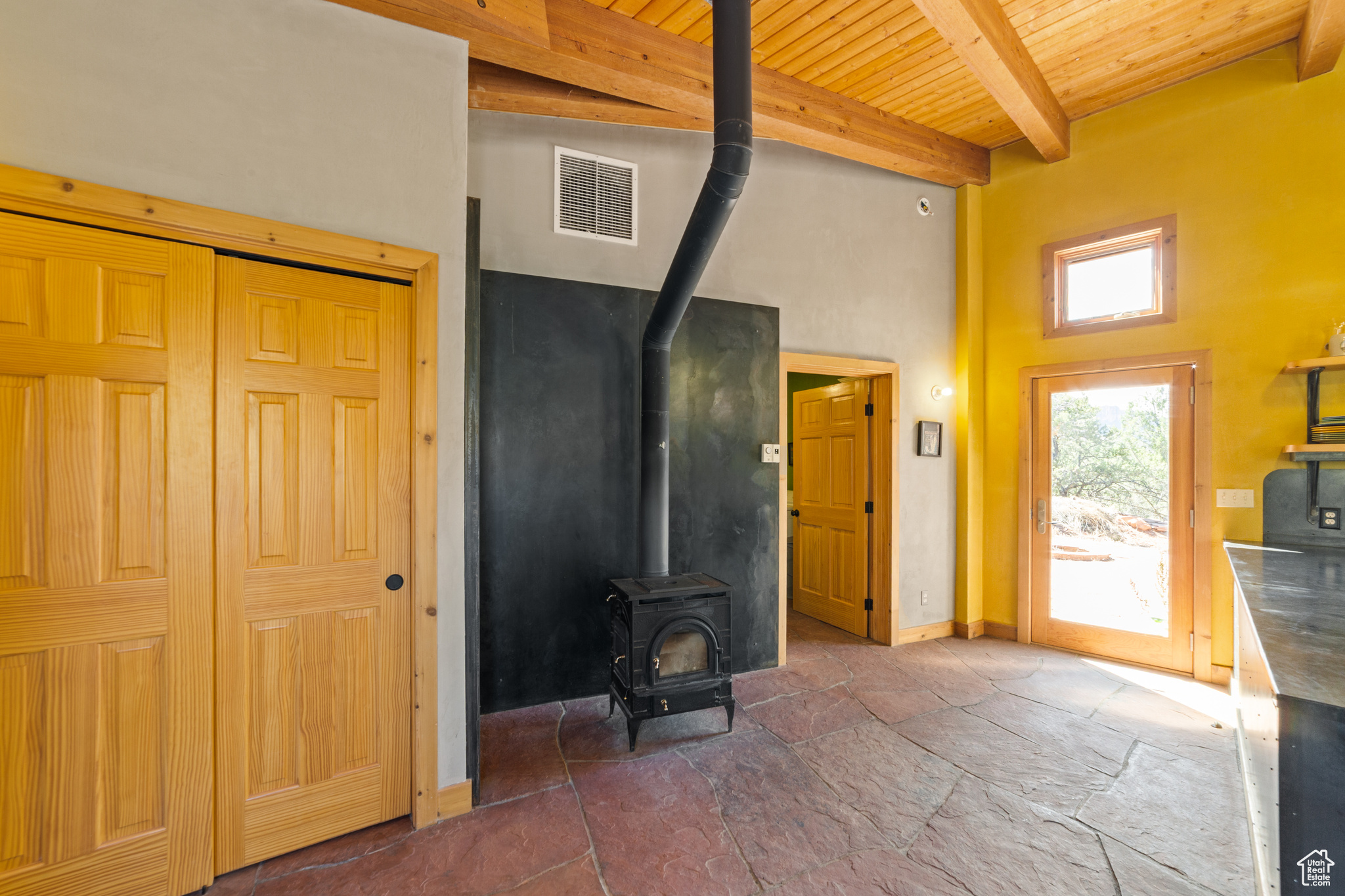 RIVER RANCHOS - Residential