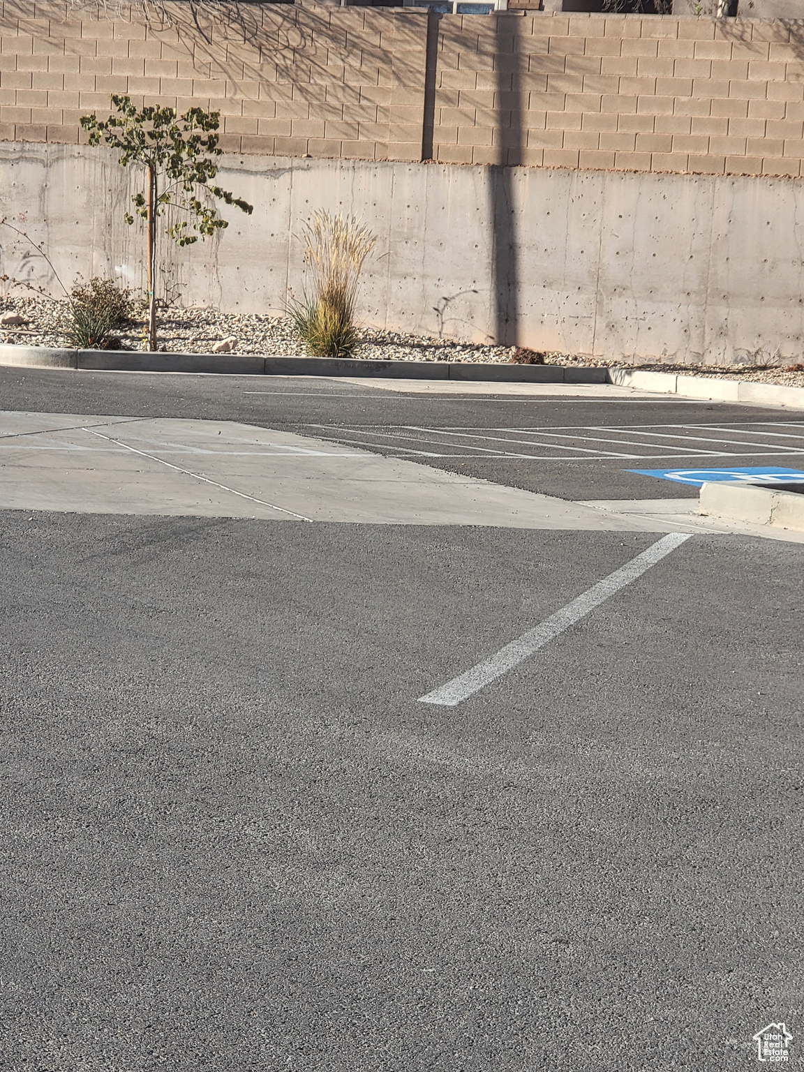 HAWKES - Commercial Sale