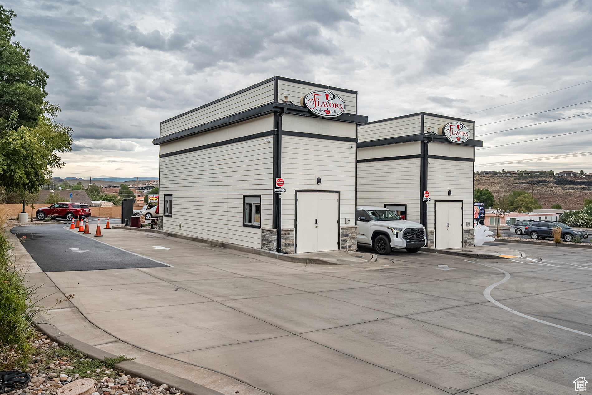 HAWKES - Commercial Sale