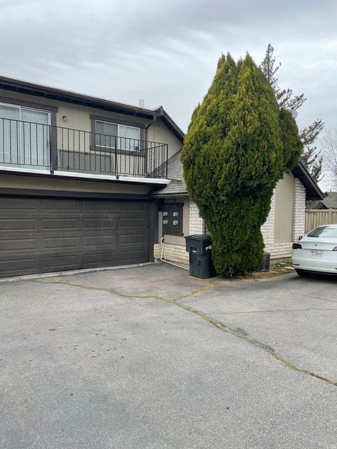 Tiny photo for 158 W WOODSIDE DR N, Provo, UT 84604 (MLS # 2135864)