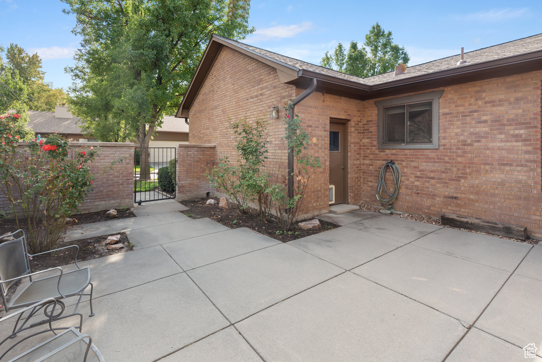 VINE STREET - Residential