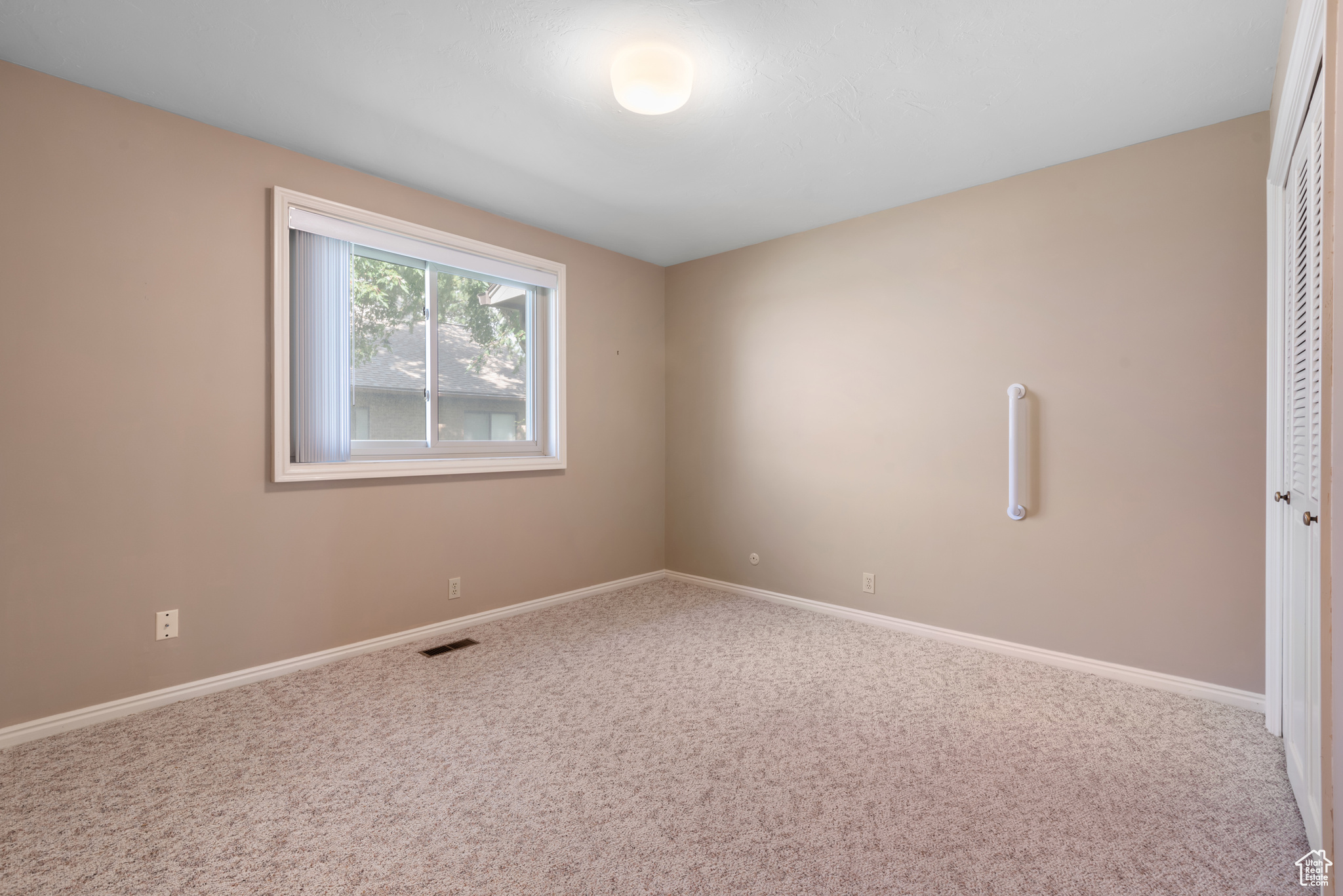 VINE STREET - Residential