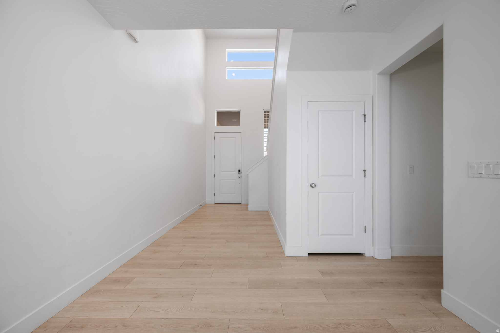 SALARNO HILLS AT DIVARIO - Residential