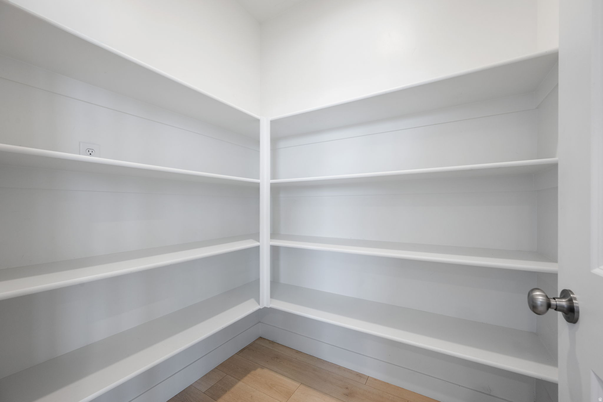 SALARNO HILLS AT DIVARIO - Residential