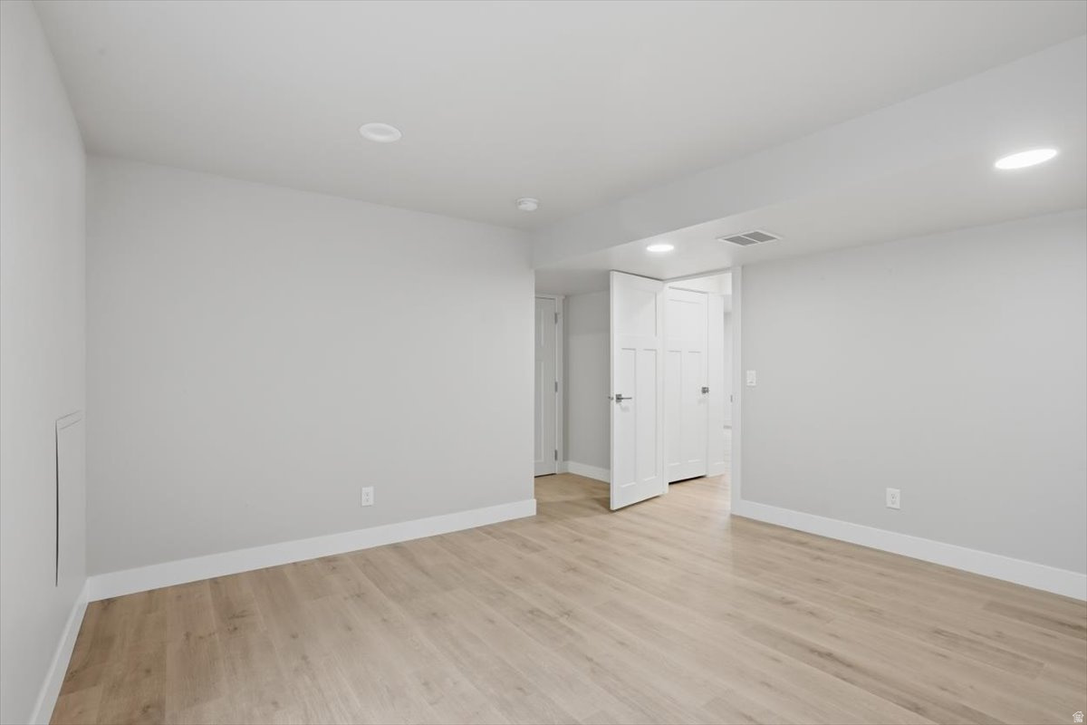 DAYBREAK - Residential