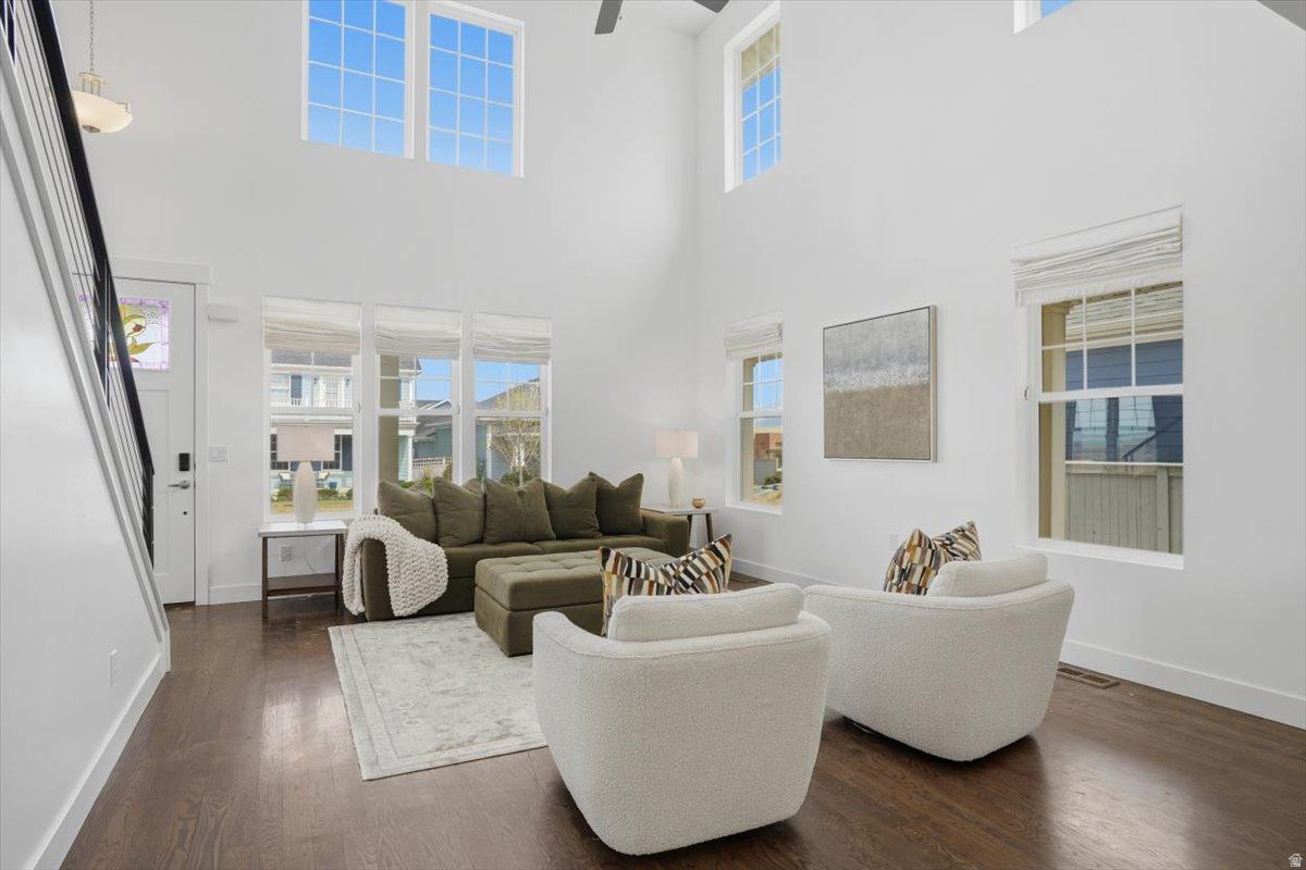 DAYBREAK - Residential