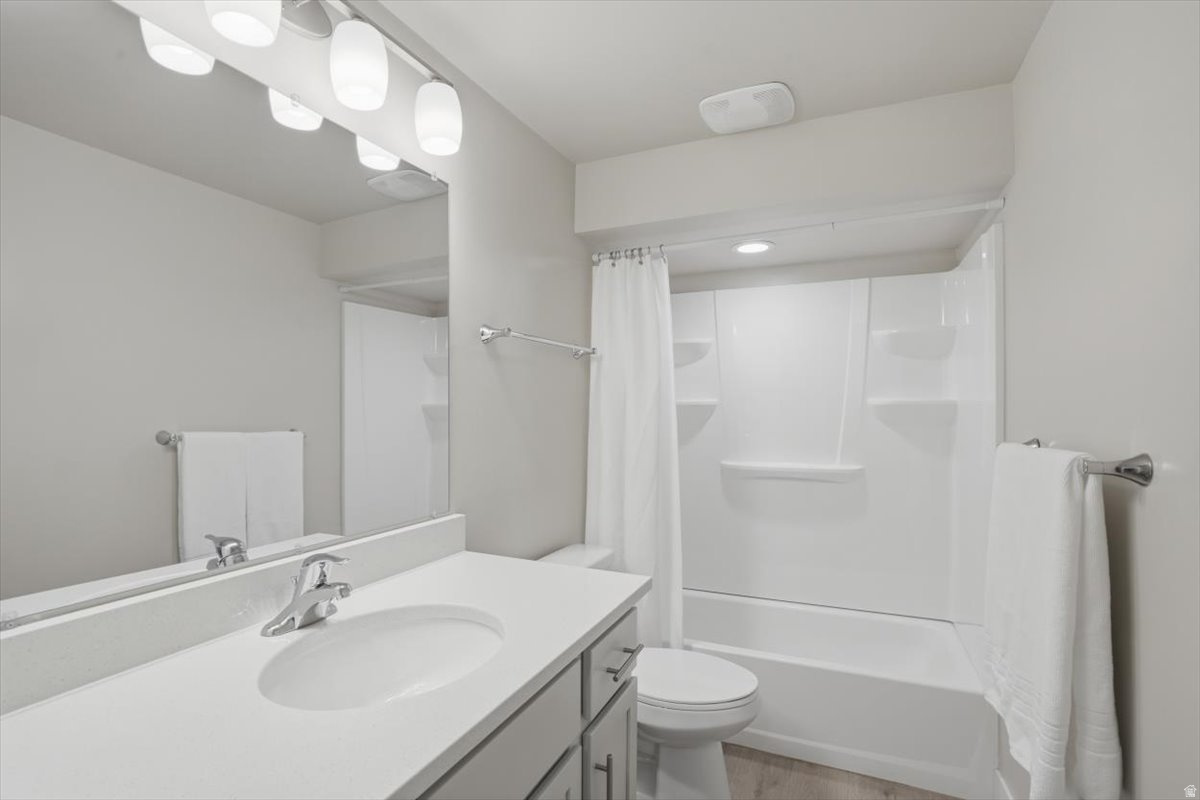 DAYBREAK - Residential