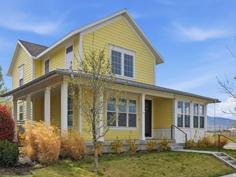 Photo of 10328 S YELLOW KNIFE WAY, South Jordan, UT 84009 (MLS # 2152377)