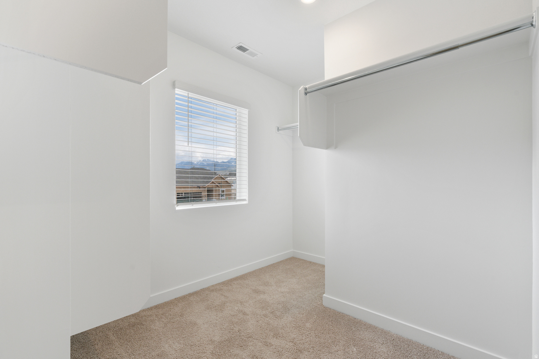 DESERT EDGE - Residential