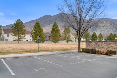 Tiny photo for 476 W 200 N #206, Springville, UT 84663 (MLS # 2136334)