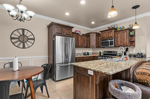 Tiny photo for 476 W 200 N #206, Springville, UT 84663 (MLS # 2136334)