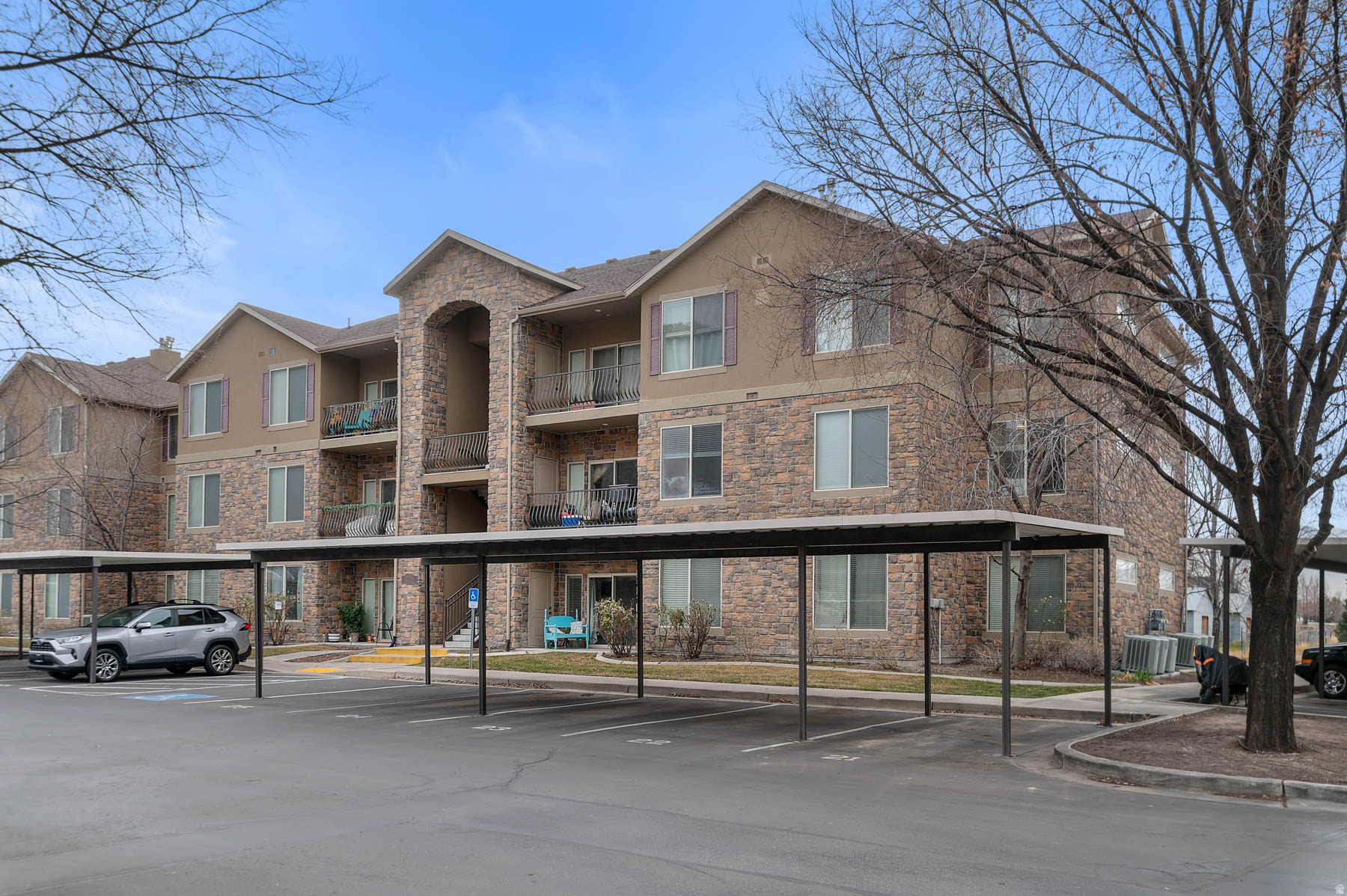 GRASSLANDS - Residential