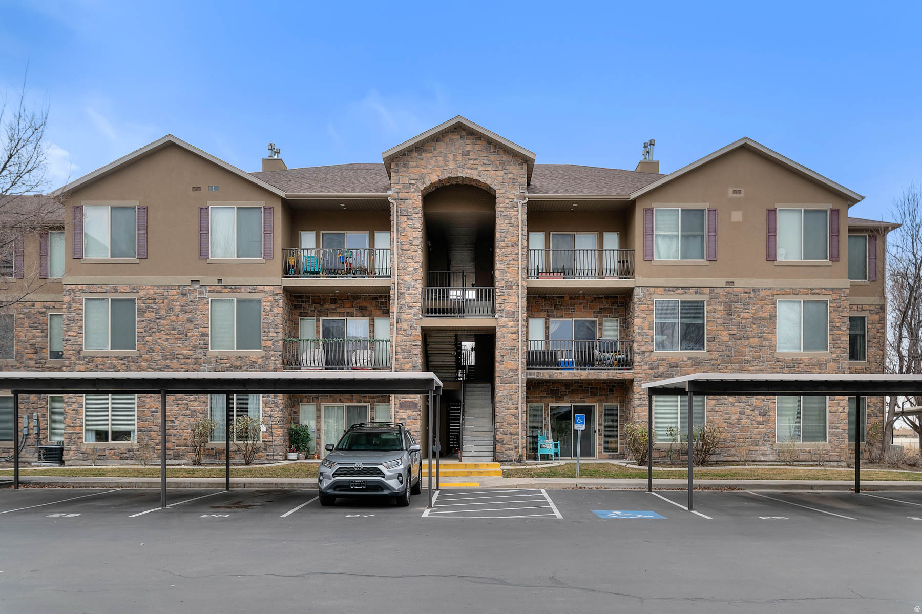 GRASSLANDS - Residential