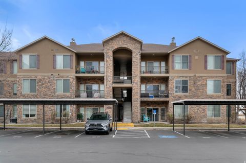 Tiny photo for 476 W 200 N #206, Springville, UT 84663 (MLS # 2136334)