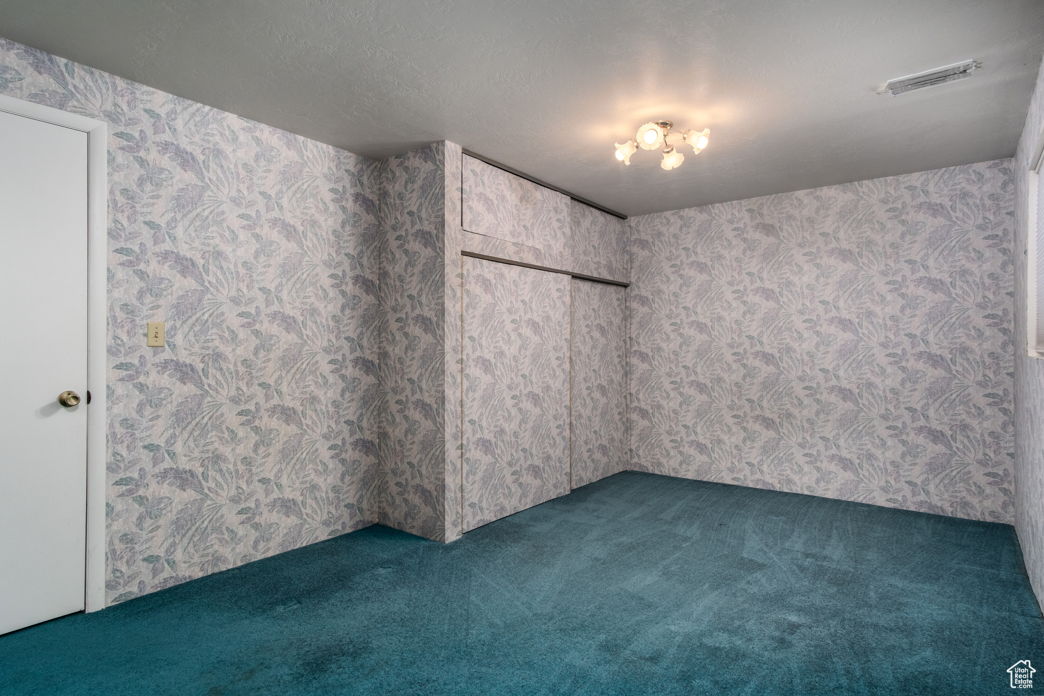 VINEYARD GLEN - Residential