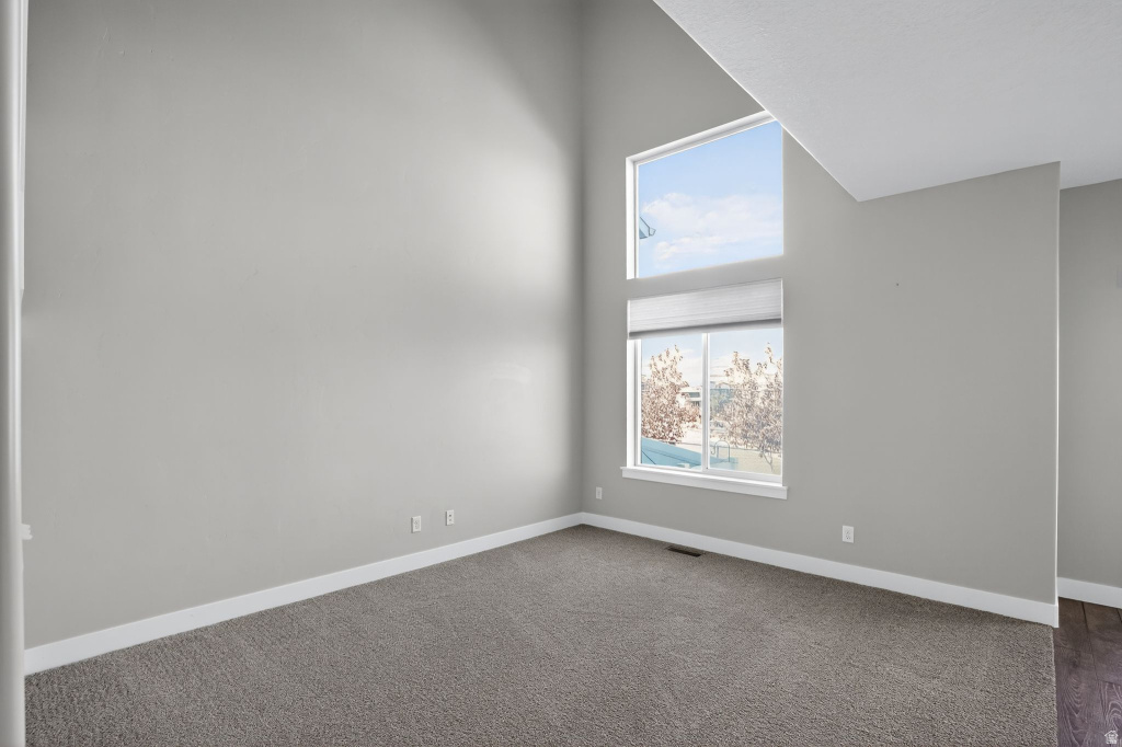 IRON HORSE TOWNHOMES - Residential