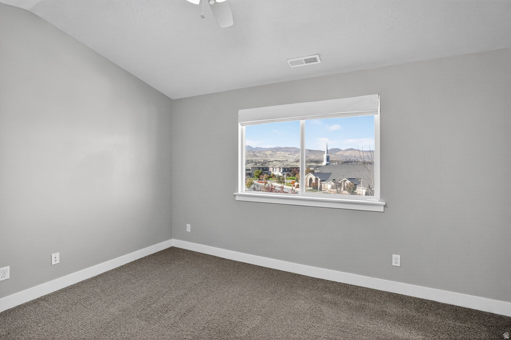 IRON HORSE TOWNHOMES - Residential