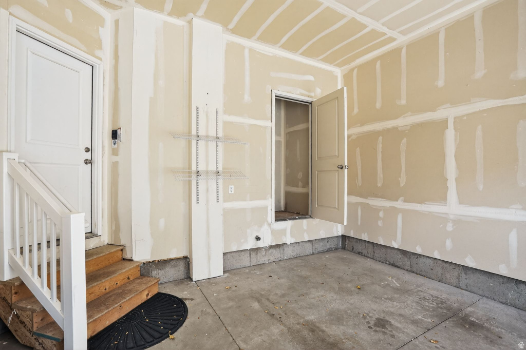 IRON HORSE TOWNHOMES - Residential