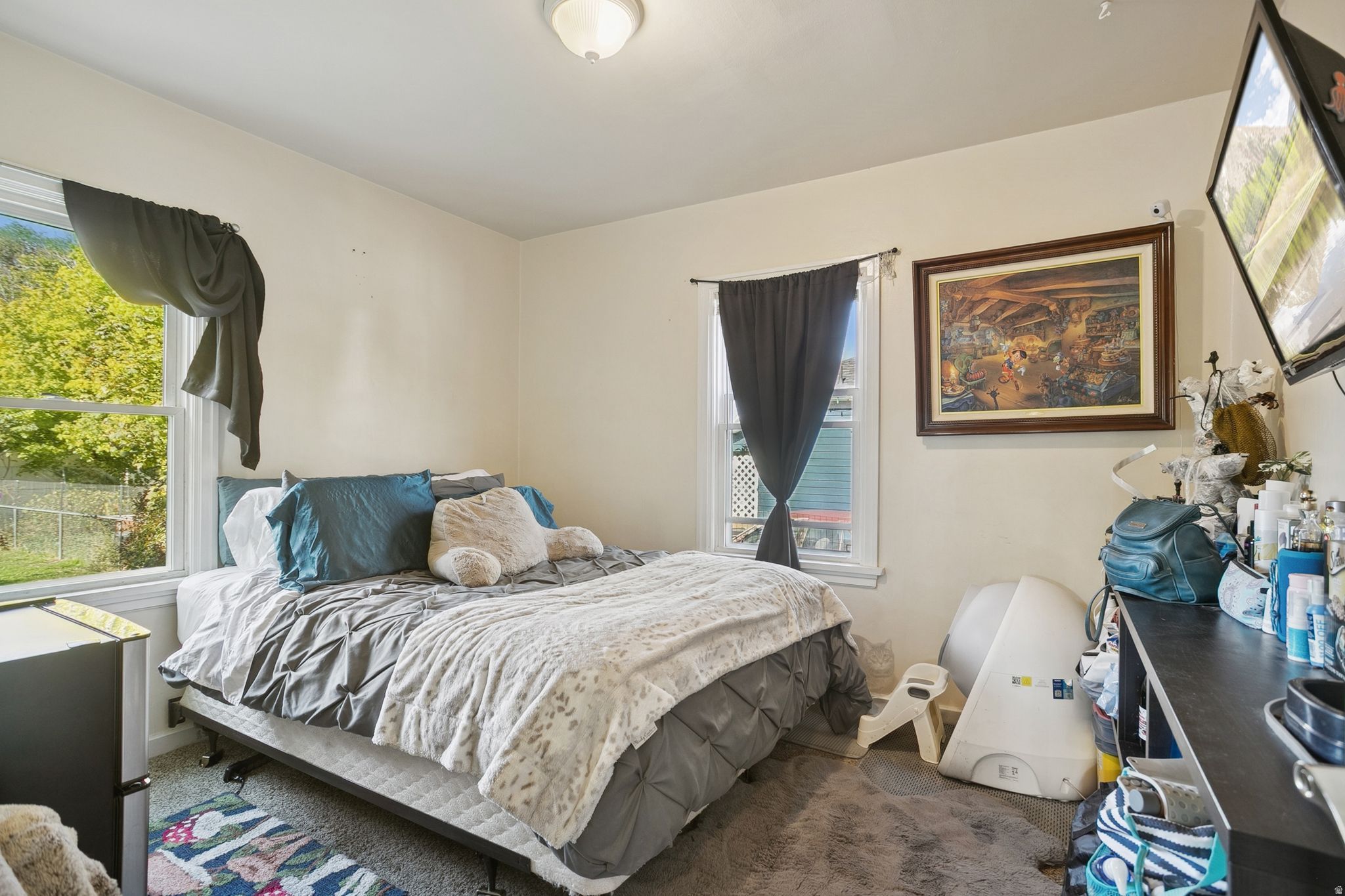 NORA LEE - Residential