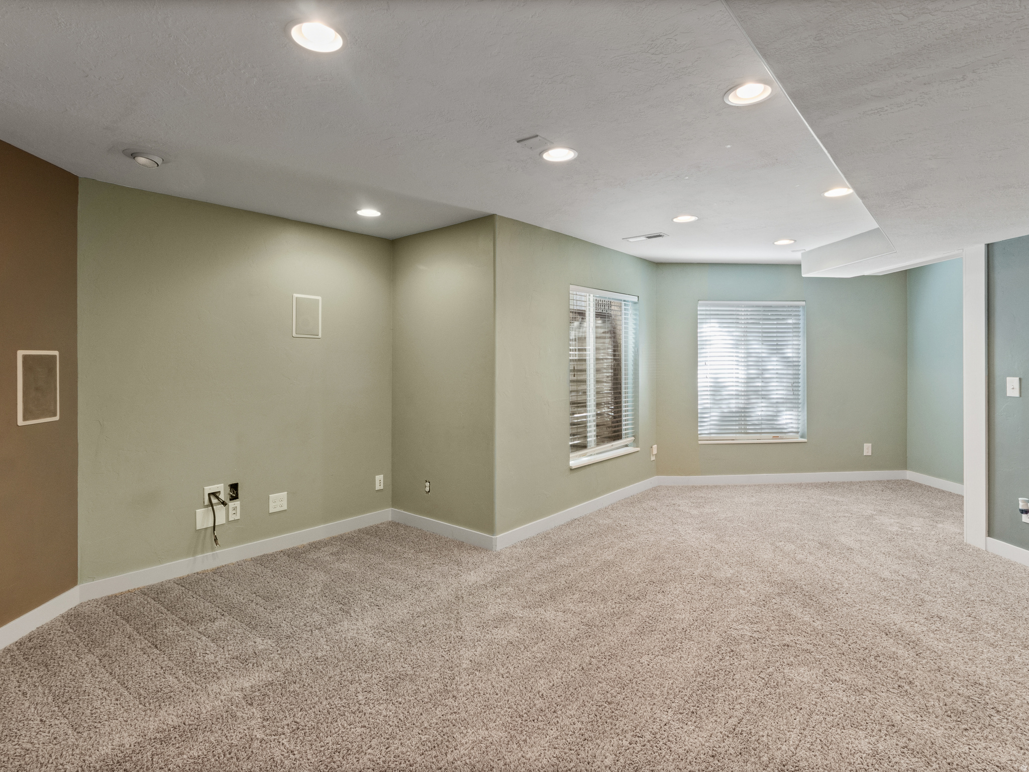 SPRING VALLEY TOWNHO - Residential