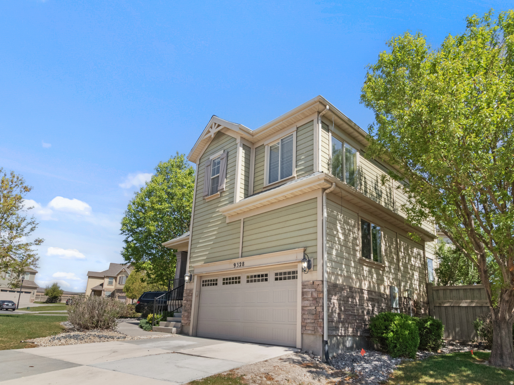 SPRING VALLEY TOWNHO - Residential