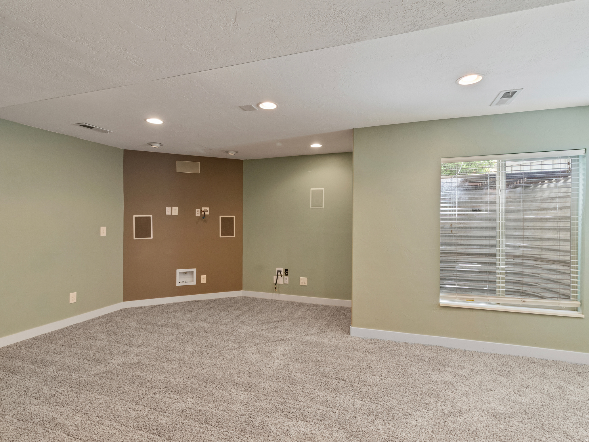 SPRING VALLEY TOWNHO - Residential