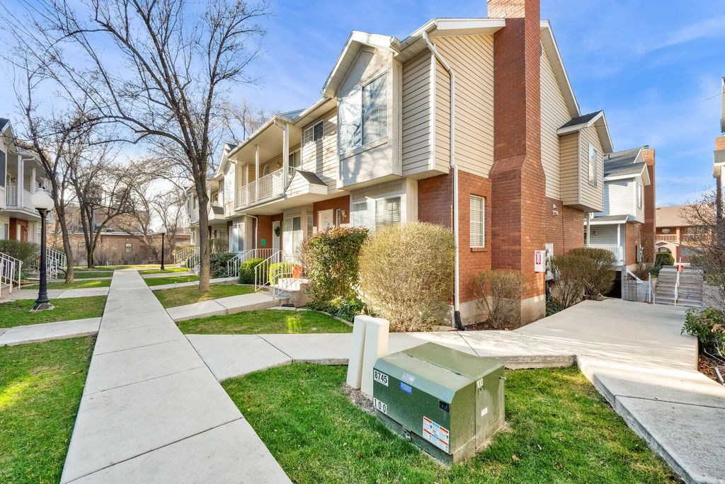 Photo of 241 W 2230 N #16, Provo, UT 84604 (MLS # 2142811)