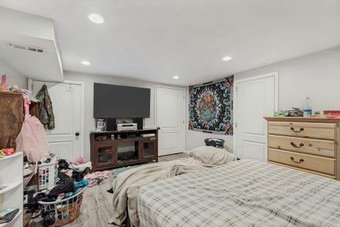 Tiny photo for 562 N 1000 W, Salt Lake City, UT 84116 (MLS # 2179111)