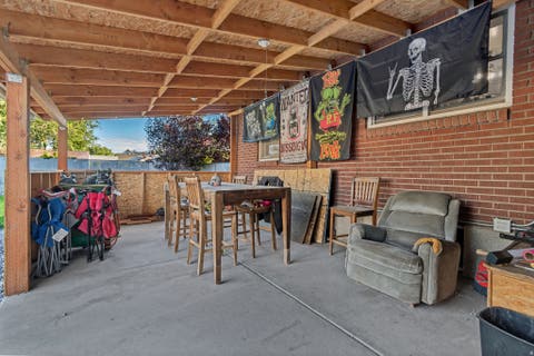 Tiny photo for 562 N 1000 W, Salt Lake City, UT 84116 (MLS # 2179111)
