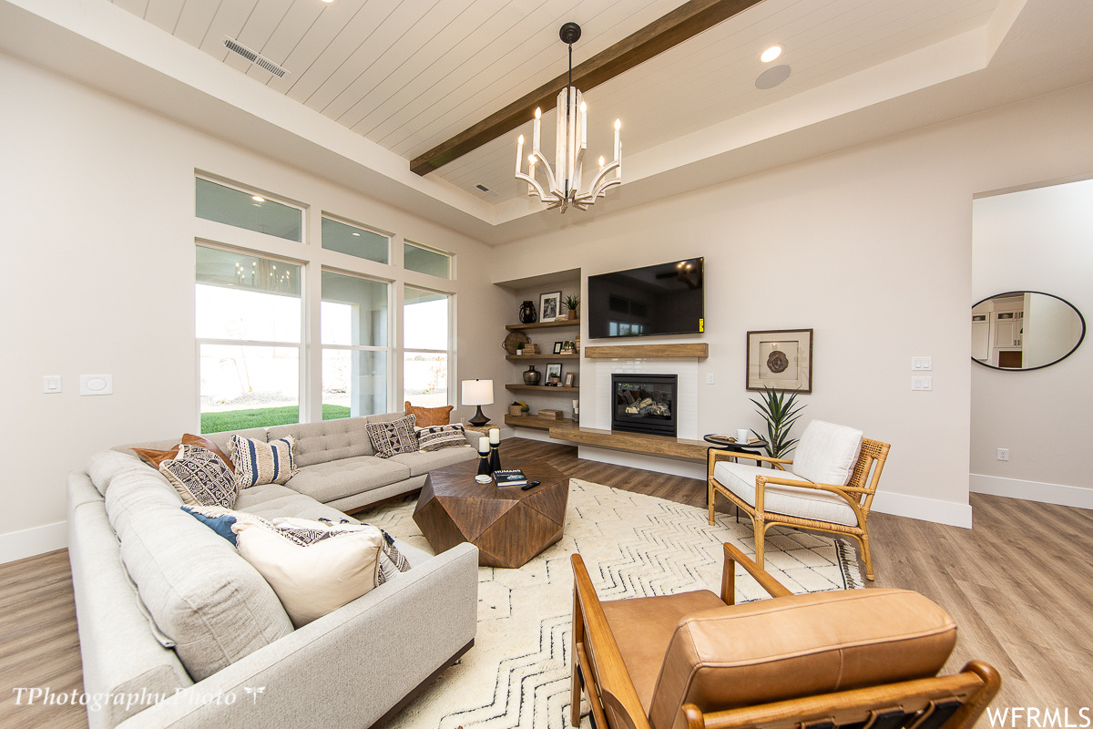 WHITWORTH ESTATES - Residential