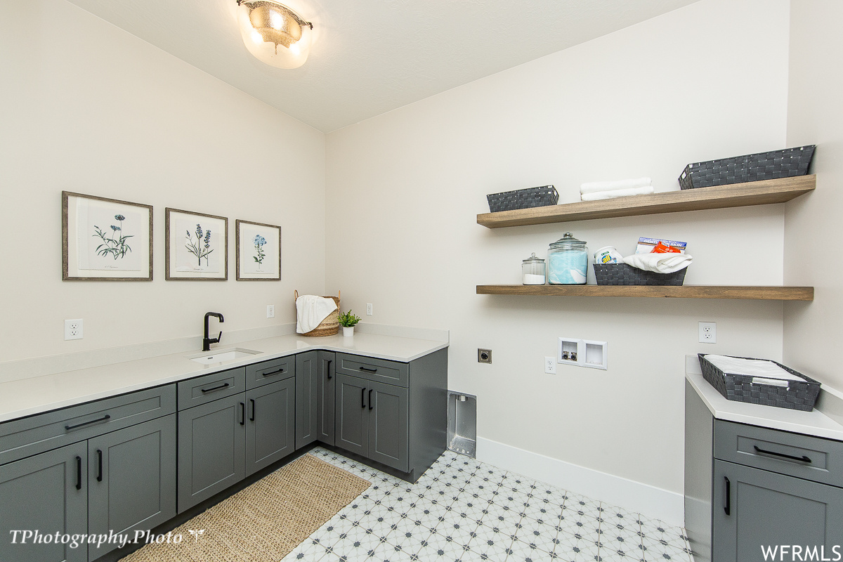 WHITWORTH ESTATES - Residential