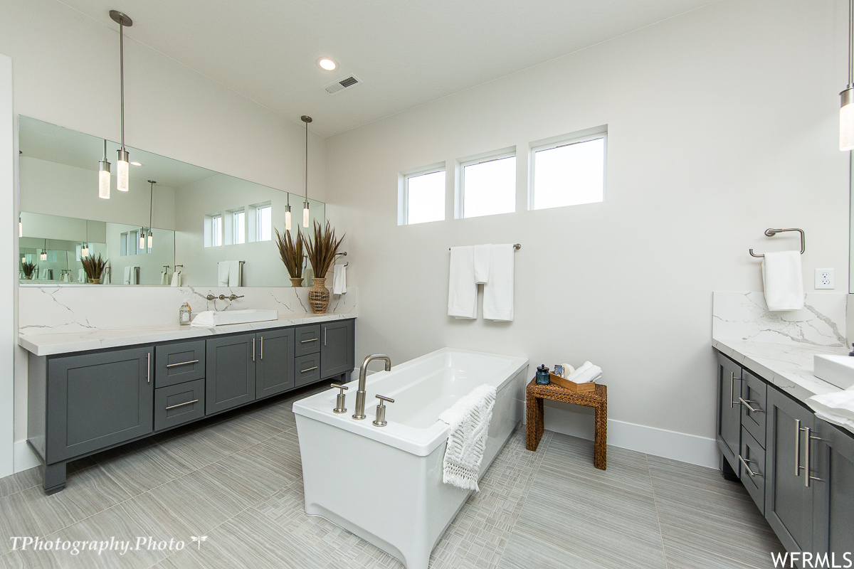 WHITWORTH ESTATES - Residential