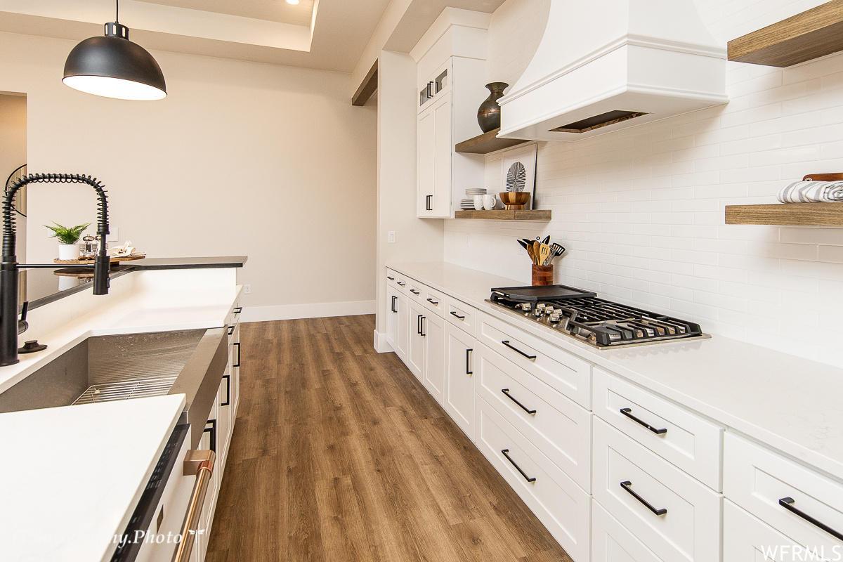 WHITWORTH ESTATES - Residential