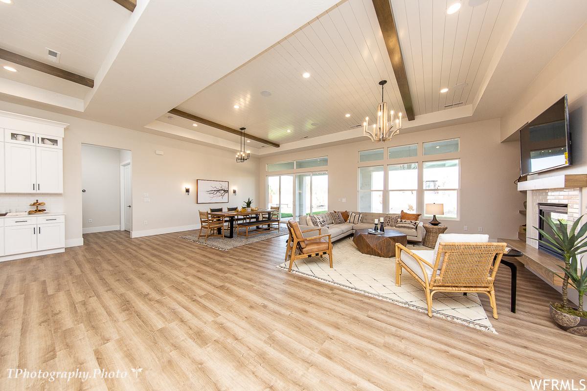 WHITWORTH ESTATES - Residential