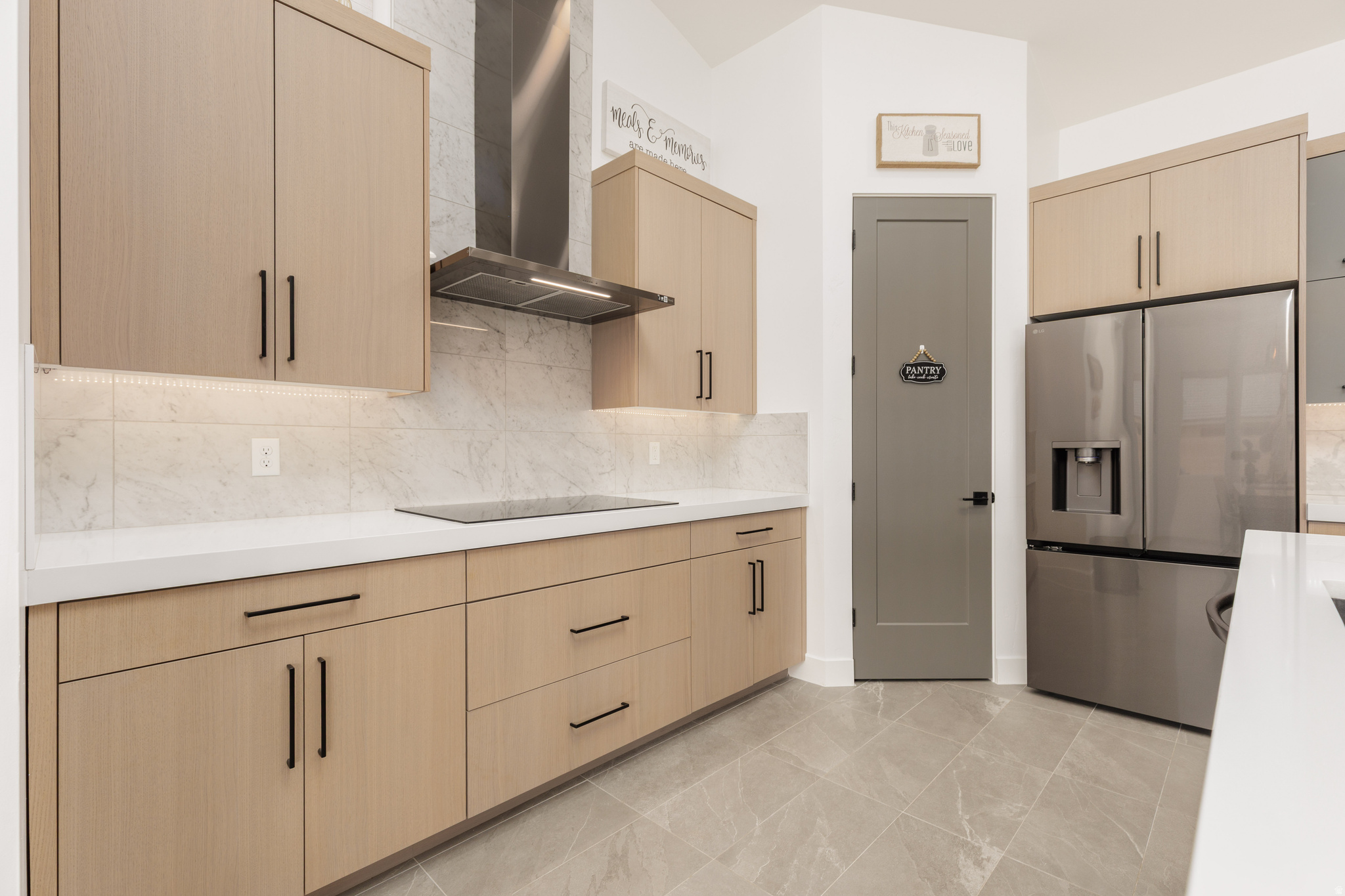 SANDSTONE FIELDS - Residential