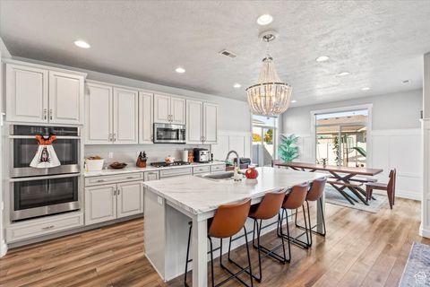 Tiny photo for 316 W 390 S, American Fork, UT 84003 (MLS # 2116996)