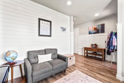 Tiny photo for 316 W 390 S, American Fork, UT 84003 (MLS # 2116996)