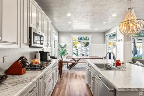 Tiny photo for 316 W 390 S, American Fork, UT 84003 (MLS # 2116996)