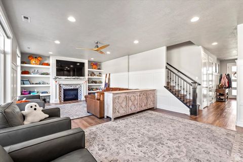 Tiny photo for 316 W 390 S, American Fork, UT 84003 (MLS # 2116996)