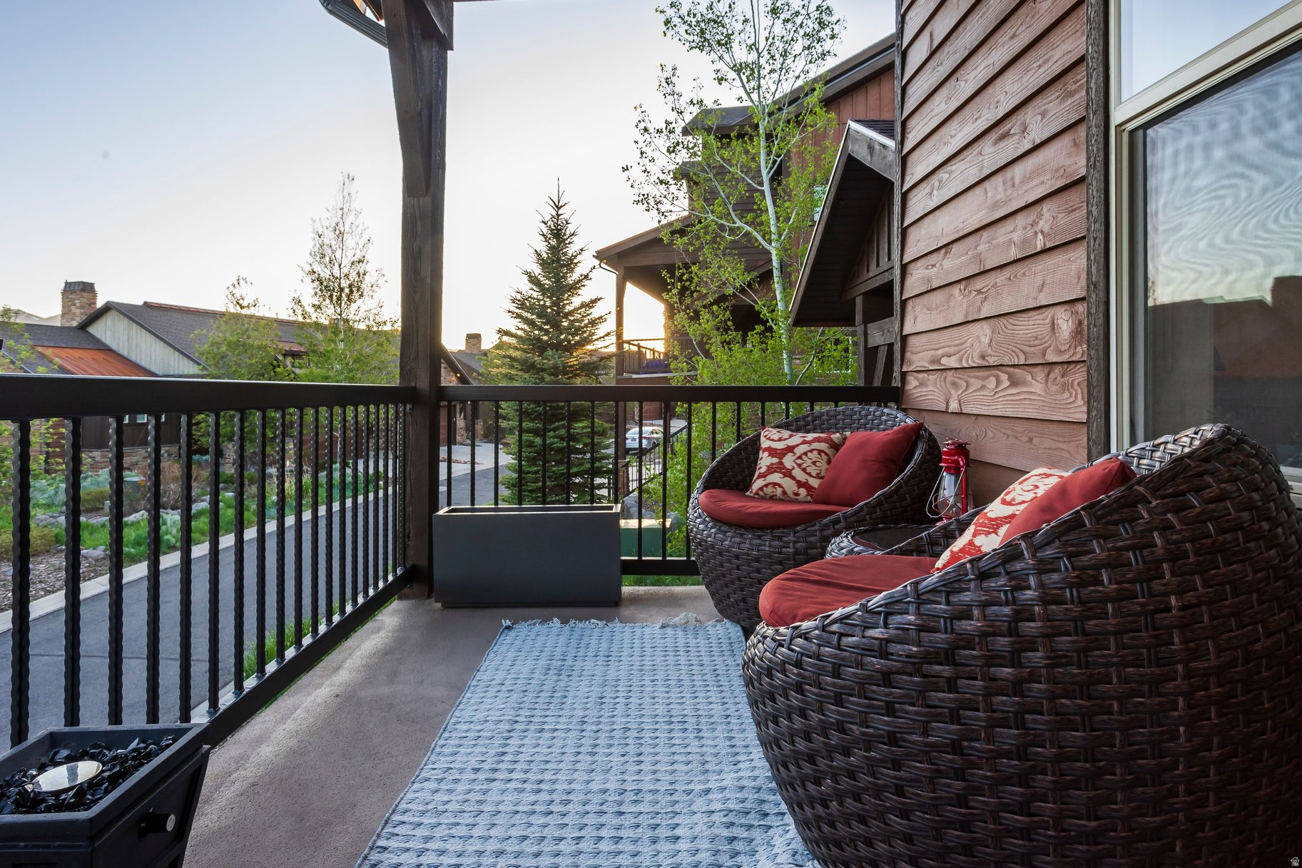 RUSTLER - Residential