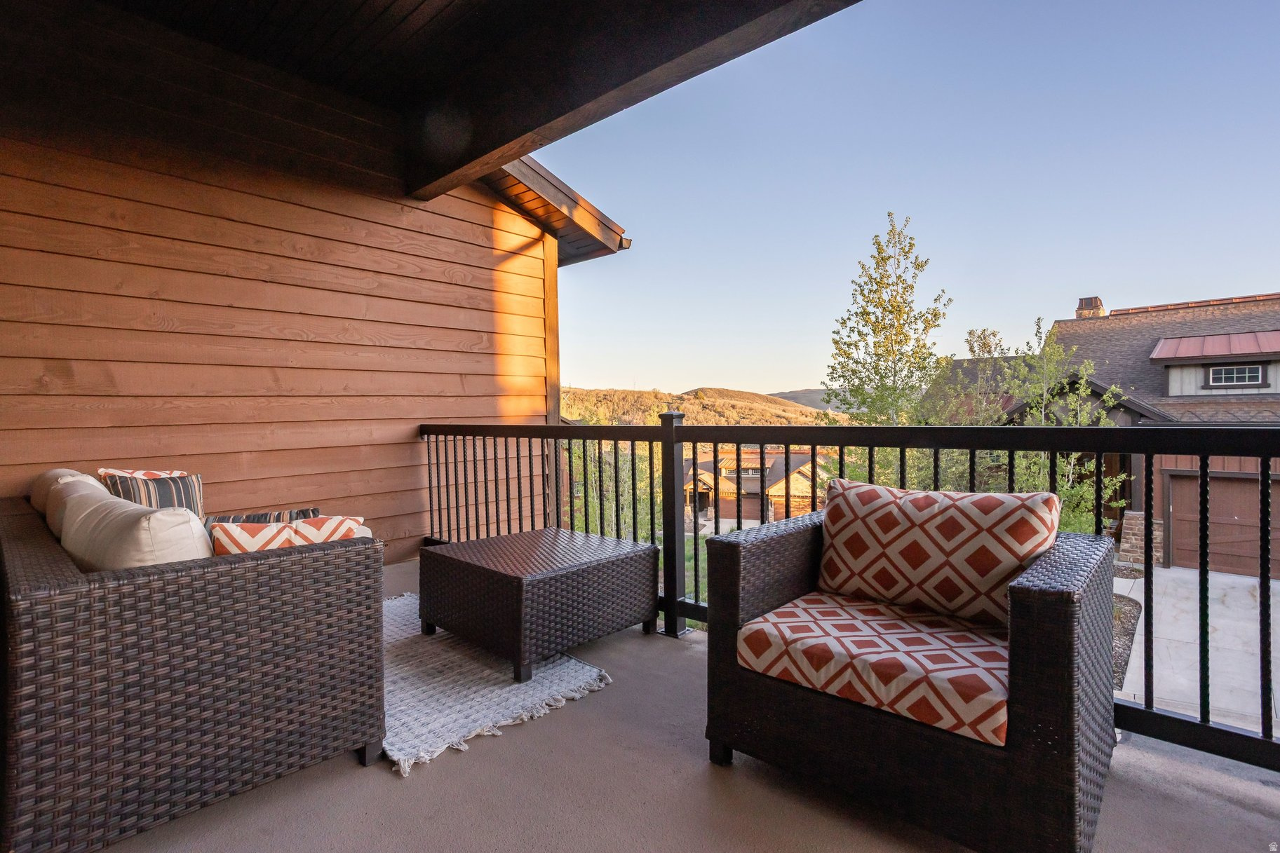 RUSTLER - Residential