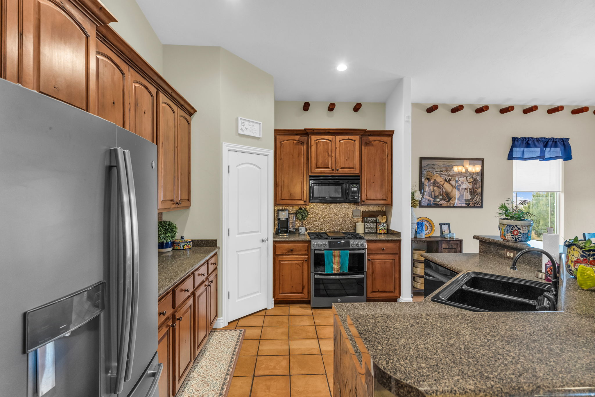 THE BENCHES AT SOUTH - Residential