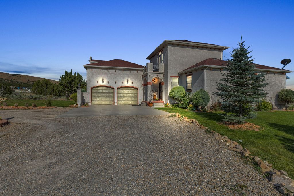 Photo of 2885 W RIDGELINE RD, Stockton, UT 84071 (MLS # 2140702)