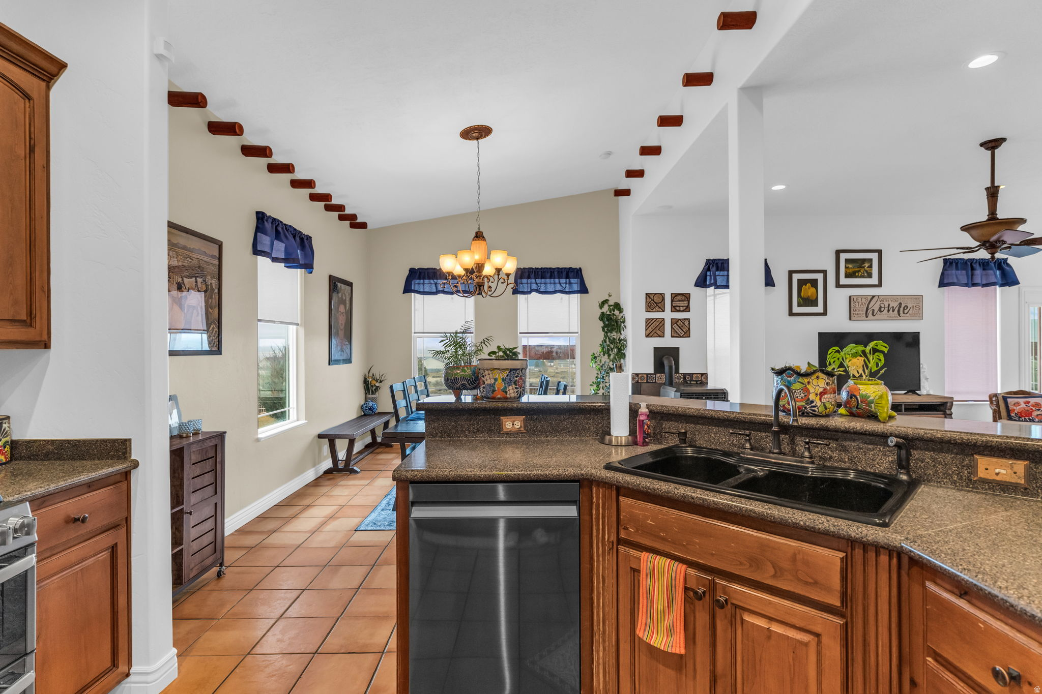 THE BENCHES AT SOUTH - Residential